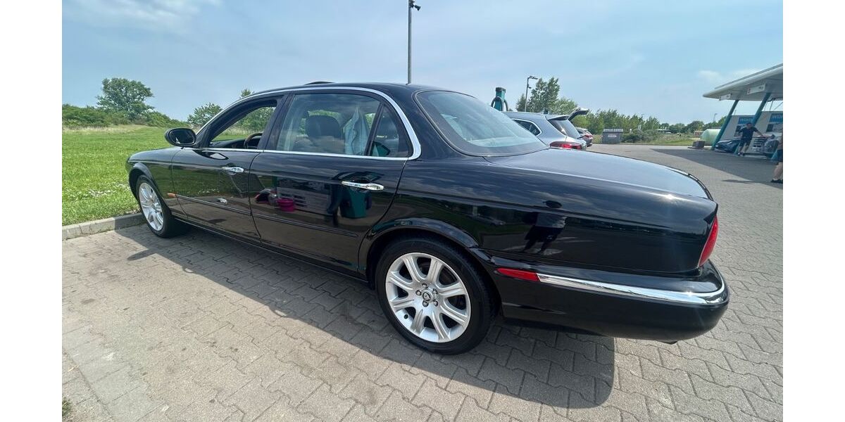 Jaguar XJ8 233.000 km 5.500 &euro; Wiedemar 04509