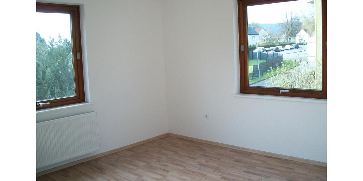 Einfamilienhaus Höxter - 10 Zimmer, 225 m&sup2;, 379.000&euro; | Angebot:27157929