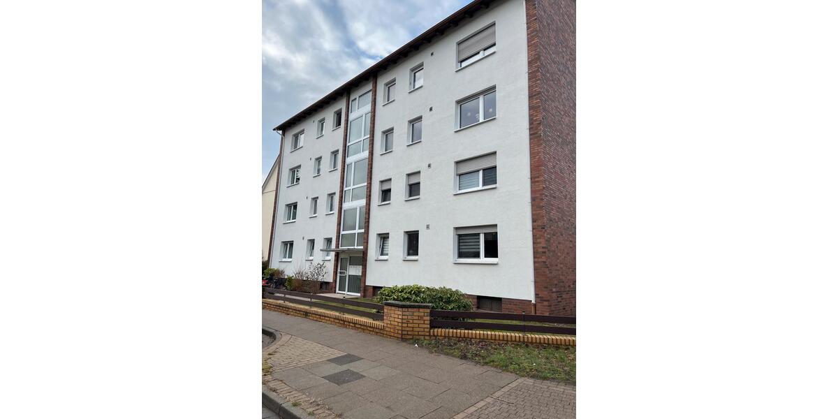 3 Zimmerwohnung mit Süd-West-Balkon 3 zimmer