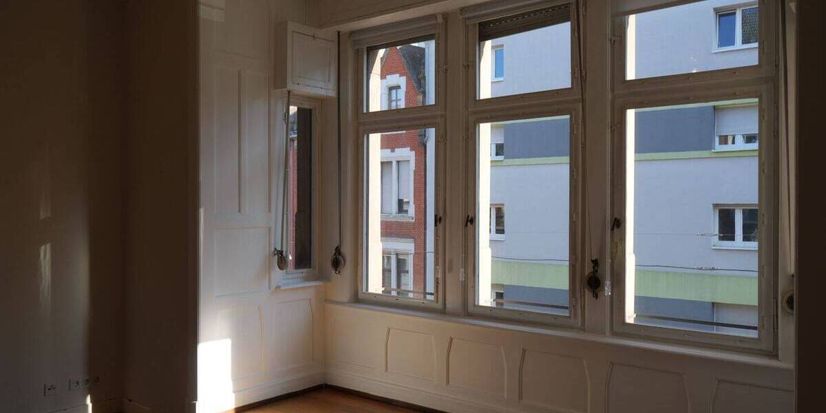 Etagenwohnung Saarbrücken St Johann - 5 Zimmer, 208 m&sup2;, 1.900&euro; | Angebot:26358490