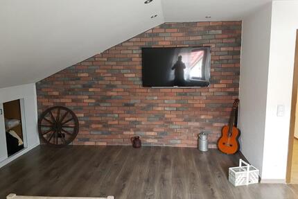 3 Zimmer DG Wohnung 100m² mit Parkplatz in Fürth Lörzenbach