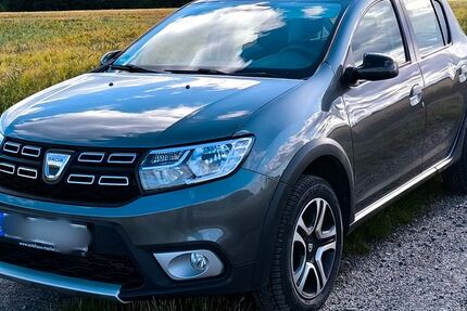 Dacia Sandero 82.460 km 9.300 € Negenborn 37643