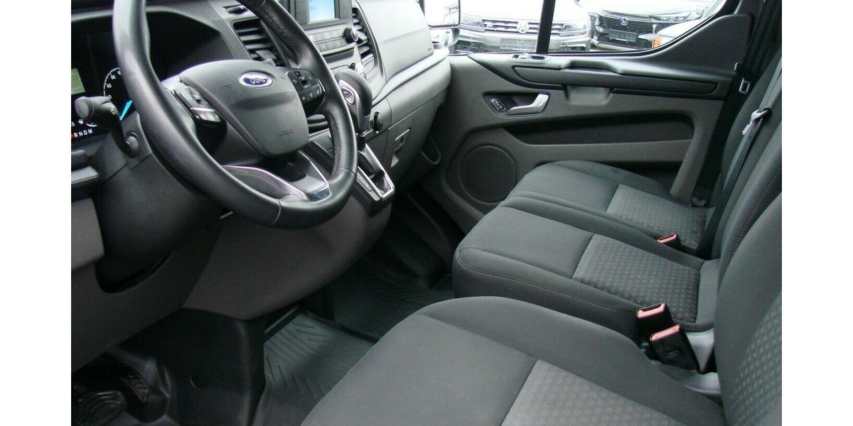 Ford Transit Custom Titanium 320 L2 H2 Trend Behinderte 46.628 km 55.980 &euro; Falkensee 14612