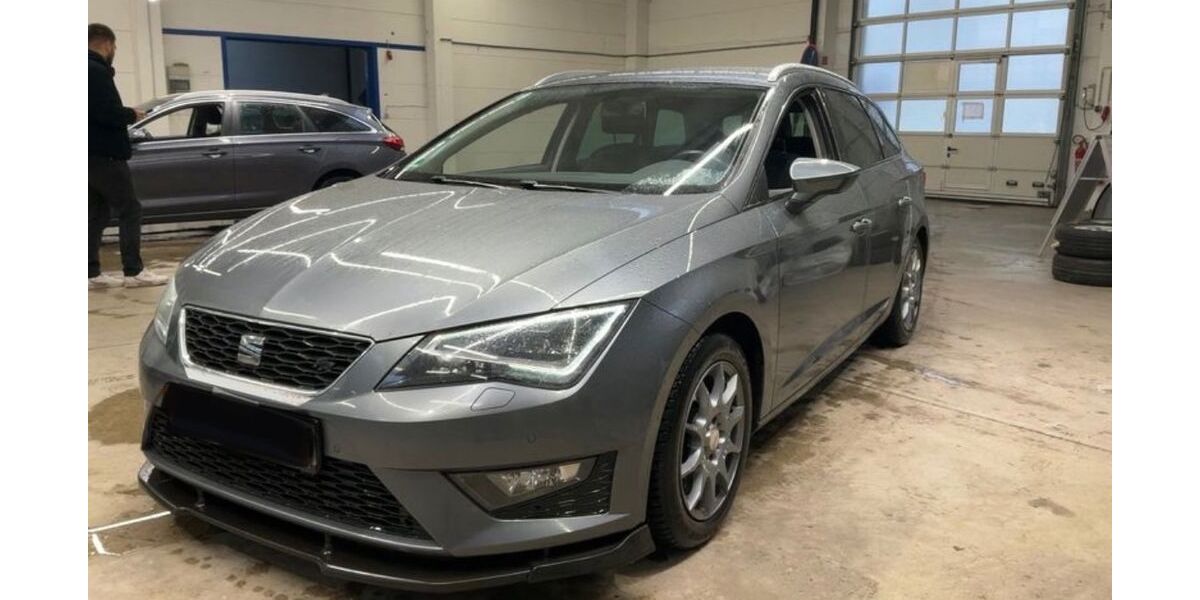 Seat Leon 198.678 km 8.990 &euro; Bargteheide 22941