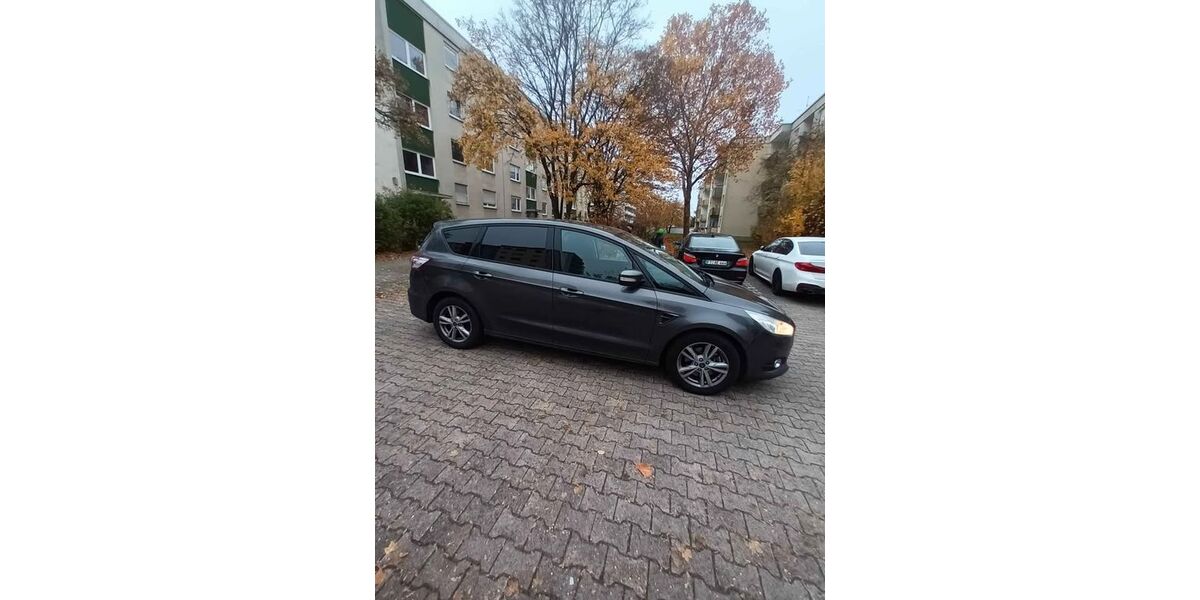 Ford S-Max 209.000 km 10.800 € Frankenthal 67227