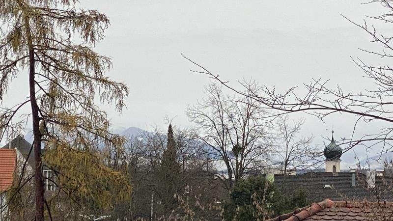 Schöne zentrale 2-Zimmer-Stadtwohnung im DG in Weilheim 2 zimmer