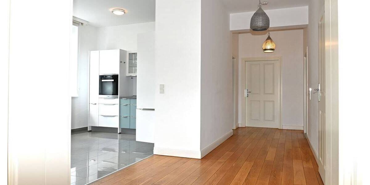 Etagenwohnung Stralsund Kniepervorstadt - 3 Zimmer, 156 m&sup2;, 1.720&euro; | Angebot:26902405