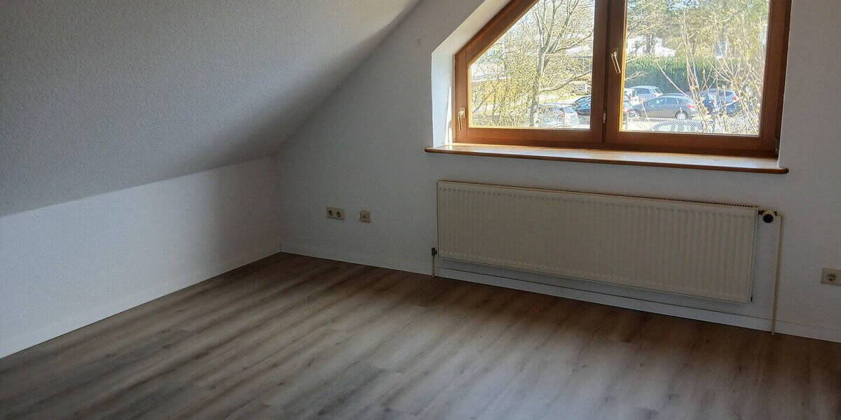 Einfamilienhaus Büdelsdorf - 6 Zimmer, 140 m&sup2;, 415.000&euro; | Angebot:26214890