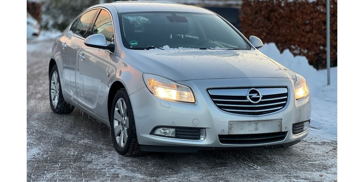 Opel Insignia 152.011 km 4.990 &euro; Wildau 15745
