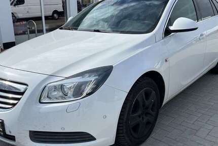 Opel Insignia 257.022 km 1.990 &euro; Tessin 18195