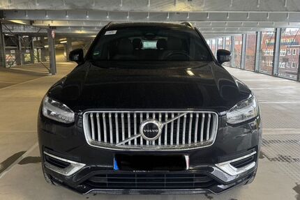 Volvo XC90 91.161 km 42.500 &euro; Stuttgart 70376
