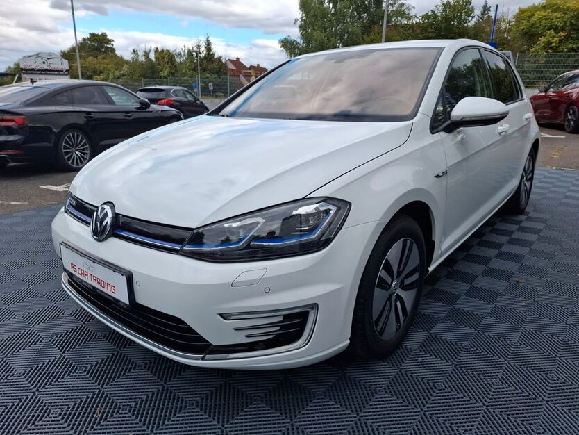 VW Golf 44.196 km 14.390 € Altendiez 65624