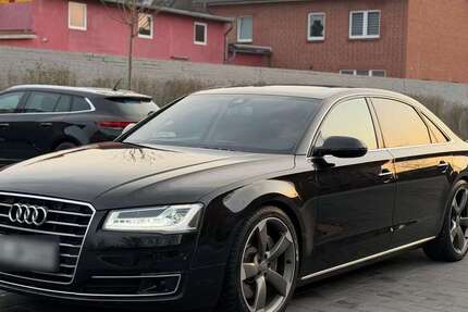 Audi A8 253.525 km 22.300 &euro; Quarnbek 24107