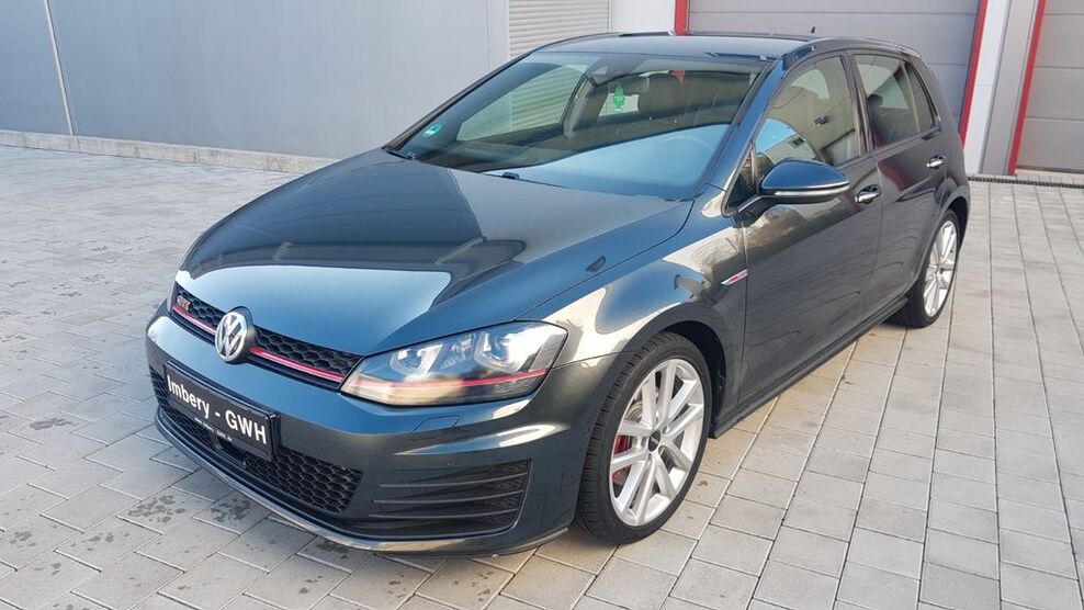 VW Golf 176.600 km 13.600 € Hechingen 72379
