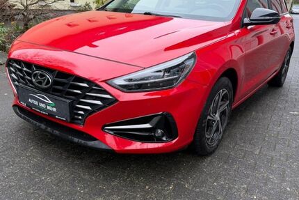 Hyundai i30 216.000 km 8.999 &euro; Paderborn 33100