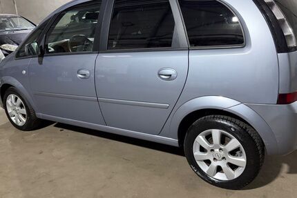 Opel Meriva 146.543 km 3.850 &euro; Krefeld 47799