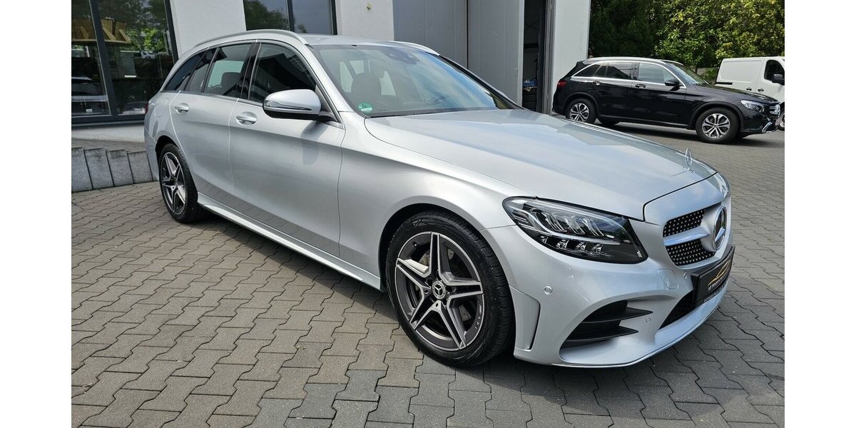 Mercedes-Benz C 200 d T AMG Line LED LEDER NAVI AHK AUS 2.HAND 27.850 km 29.990 &euro; Löhne 32584