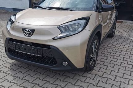 Toyota Aygo (X) 1.615 km 15.880 € Schwarzenfeld 92521