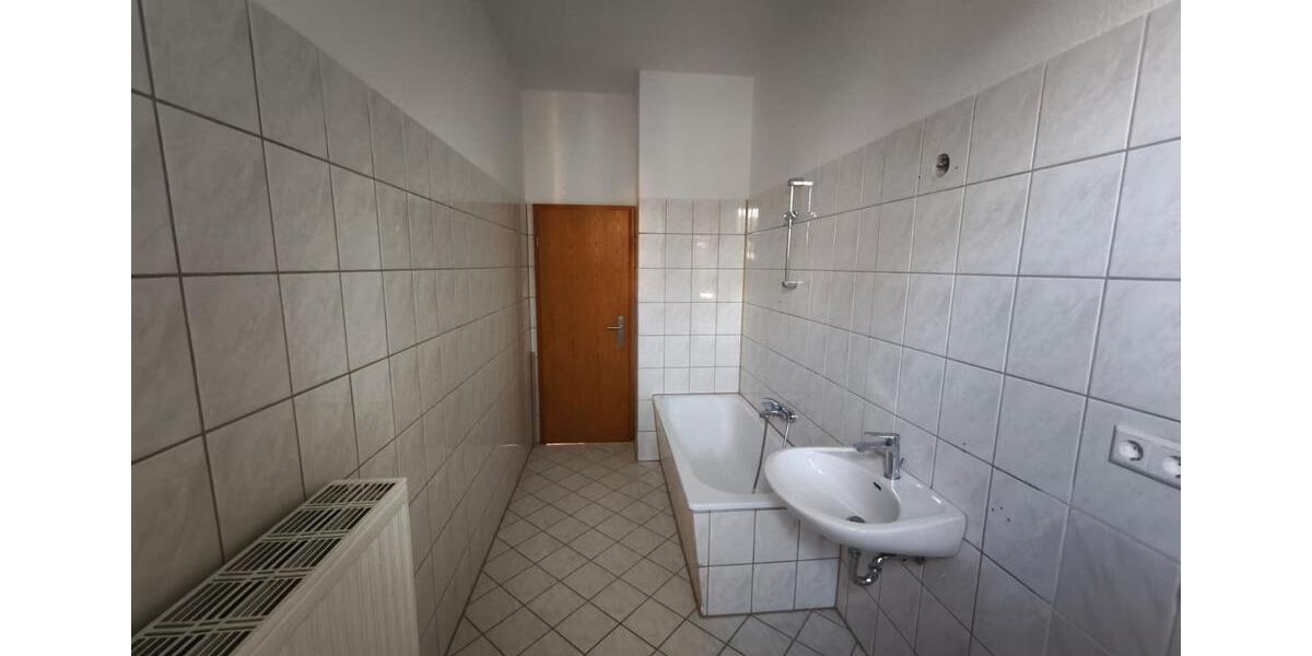 Etagenwohnung Zwickau - 4 Zimmer, 95 m&sup2;, 650&euro; | Angebot:26008269