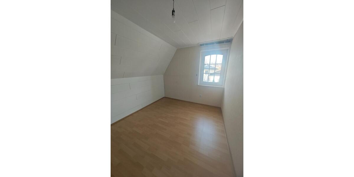 Einfamilienhaus Gangelt - 5 Zimmer, 150 m&sup2;, 1.185&euro; | Angebot:25449519