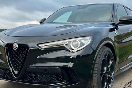 Alfa Romeo Stelvio 52.424 km 57.900 € Grävenwiesbach 61279