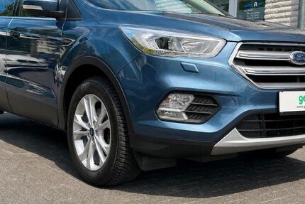 Ford Kuga 117.835 km 10.999 &euro; Kassel 34123