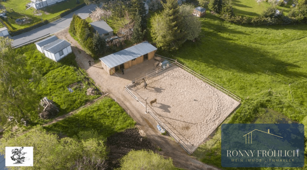 Rundum-sorglos Reitanlage, bezugsfertig Marienberg: Boxen, Reitplatz & Weiden für Freizeitreiter
