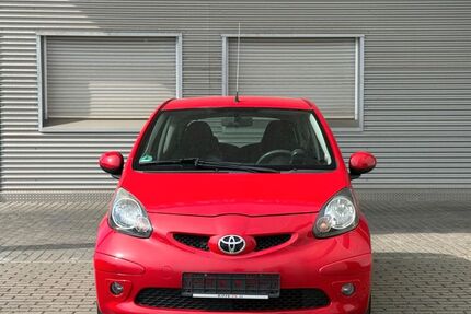 Toyota Aygo (X) 169.540 km 2.200 &euro; Düren 52351