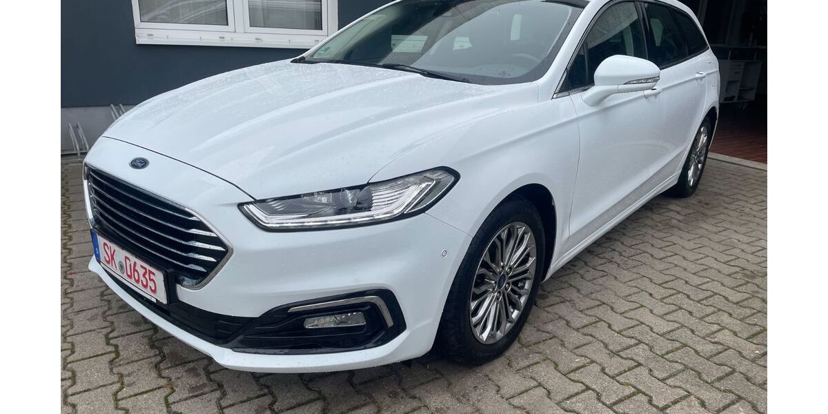 Ford Mondeo 55.998 km 24.399 &euro; Leuna 06237