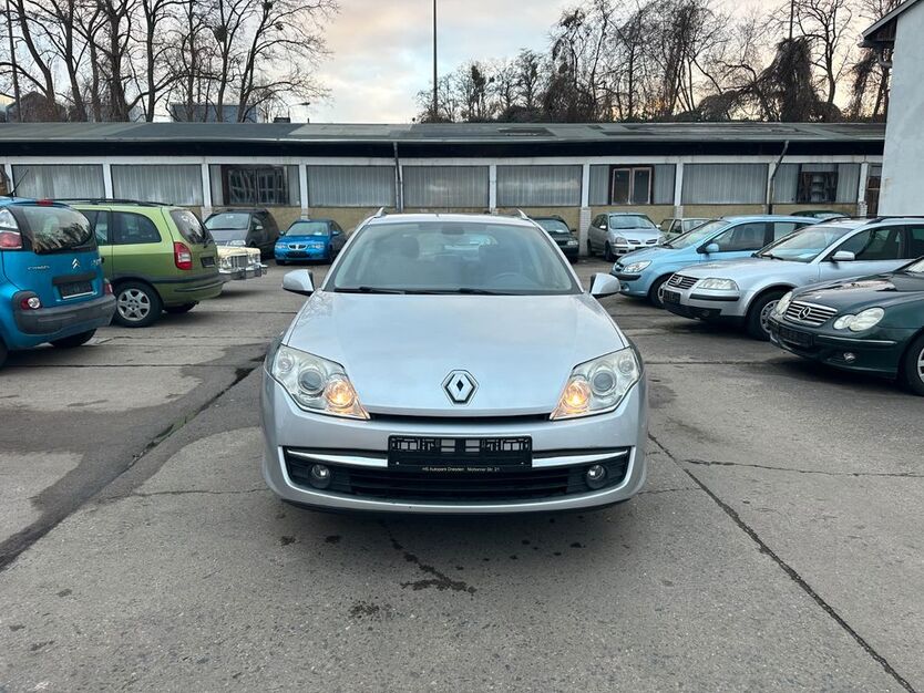 Renault Laguna 149.403 km 4.990 € Dresden 01159