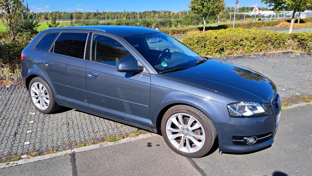 Audi A3 238.000 km 5.100 &euro; Hof 95030
