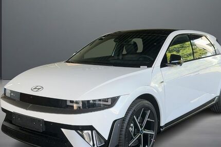 Hyundai IONIQ 5 2.990 km 49.444 € Berlin 13089