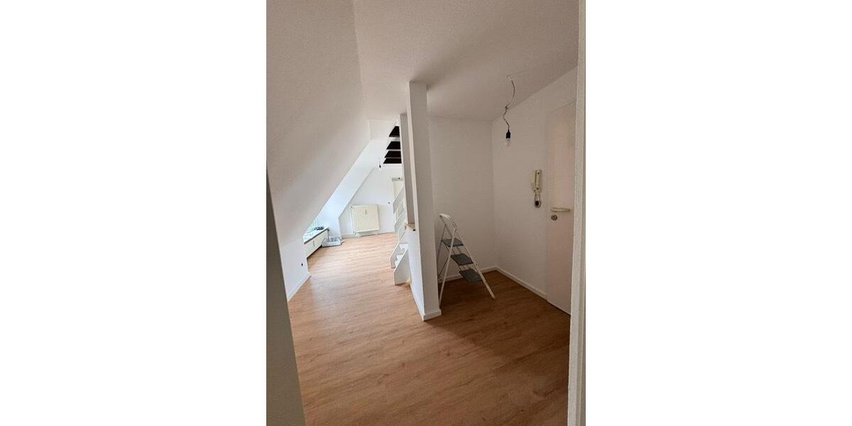 Dachgeschoßwohnung Osnabrück Eversburg - 2.5 Zimmer, 74 m&sup2;, 1.070&euro; | Angebot:26412727