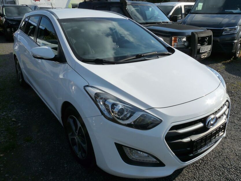Hyundai i30 186.500 km 7.450 € Jena 07749