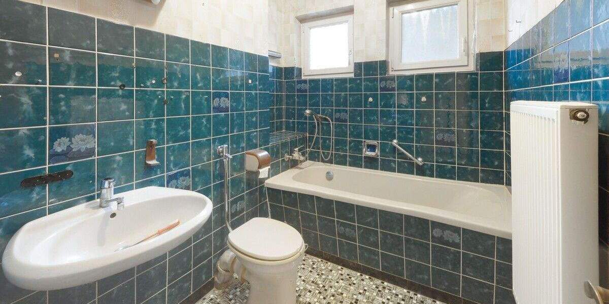 Einfamilienhaus Bad Windsheim - 7 Zimmer, 179 m&sup2;, 329.000&euro; | Angebot:25732870