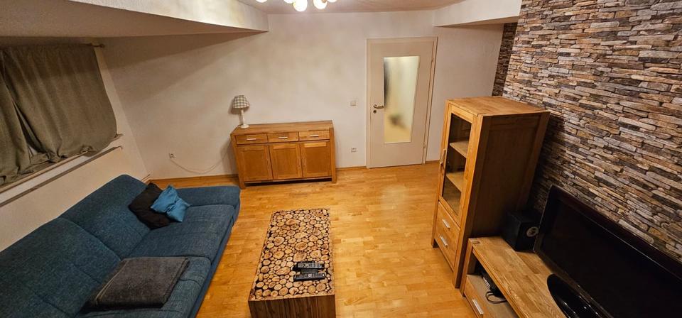 Einfamilienhaus Straubenhardt - 4 Zimmer, 92 m&sup2;, 1.100&euro; | Angebot:23734379