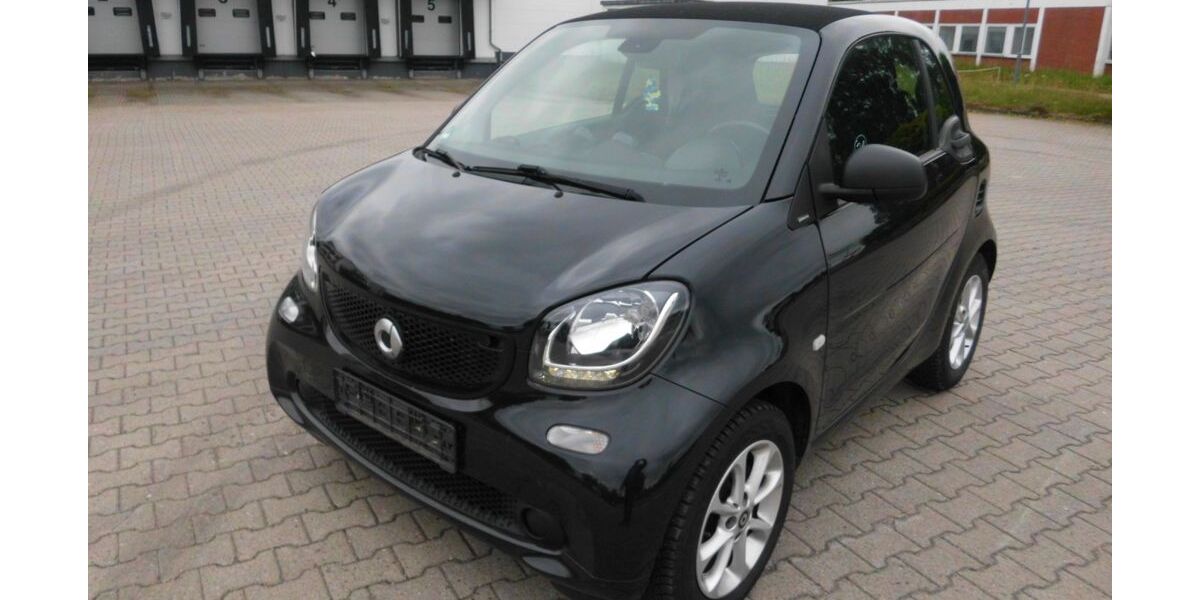 Smart ForTwo 118.000 km 9.950 &euro; Lübeck 23560