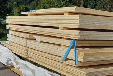 Holzhaus-Bausatz zimmer