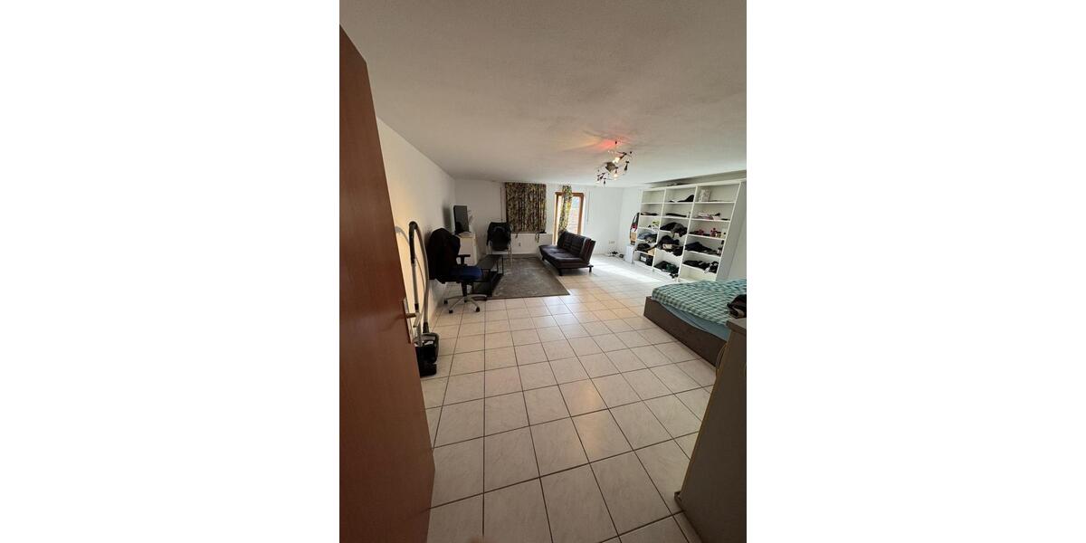 Etagenwohnung Hirschaid - 1 Zimmer, 53 m&sup2;, 490&euro; | Angebot:25445200