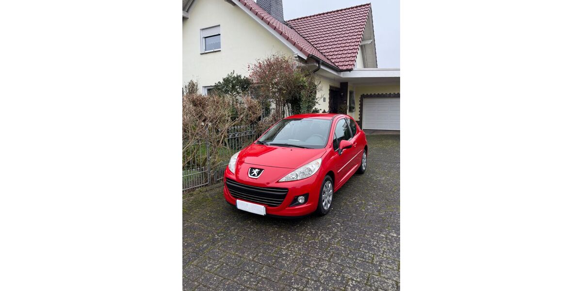 Peugeot 207 136.000 km 3.650 &euro; Siegburg 53721