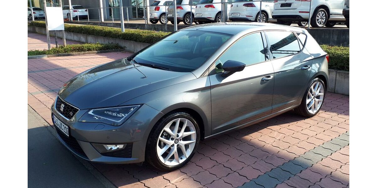 Seat Leon 66.500 km 12.500 &euro; Saarwellingen 66793