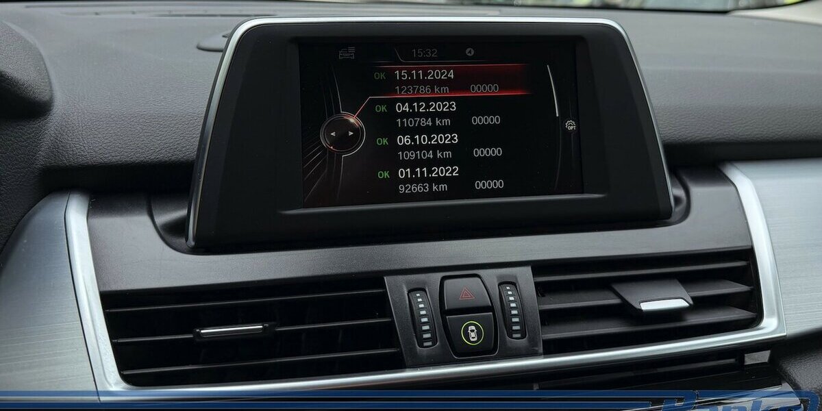 BMW 218 Active Tourer 218i Advantage*LED*HiFi*M.Pake 144.700 km 11.580 &euro; Berlin 13187