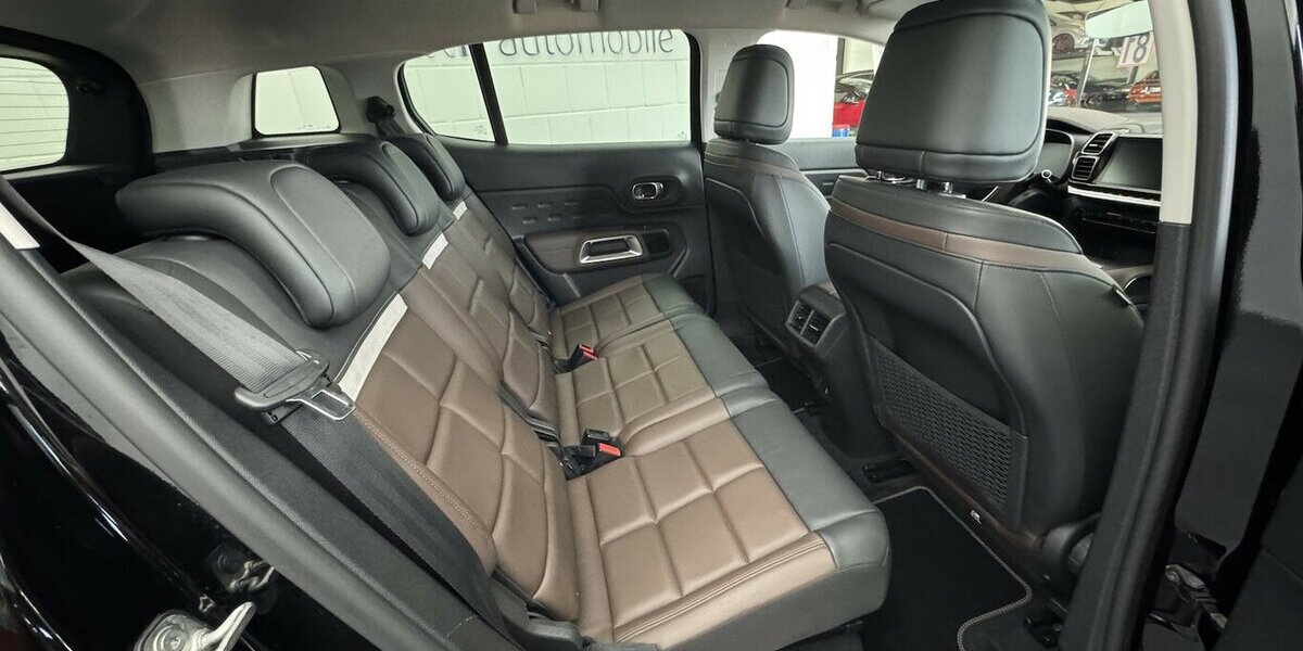 Citroen C5 Aircross 225 Hybrid Shine Pack Leder Massage 98.300 km 16.990 &euro; Lich 35423