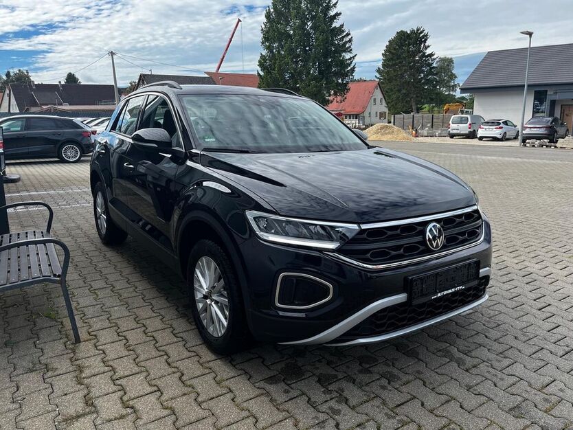 VW T-Roc 13.000 km 26.390 € Heroldstatt 72535