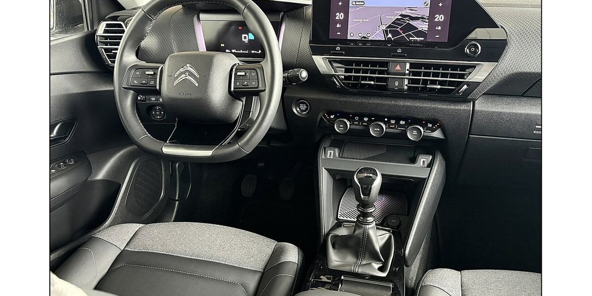 Citroen C4 Shine Full-LED HUD 360 Temp Keyless Assist 8.000 km 15.490 &euro; Stade 21682