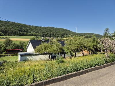 SONNIG & RUHIG MIT ERWEITERUNGSOPTION - Grundstück Tuttlingen | Angebot:27145292