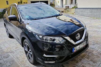 Nissan Qashqai 143.000 km 12.700 &euro; Hauptstuhl 66851
