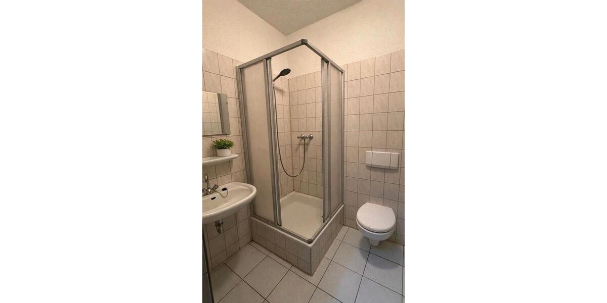 Etagenwohnung Neubrandenburg - 1 Zimmer, 22 m&sup2;, 300&euro; | Angebot:26415516