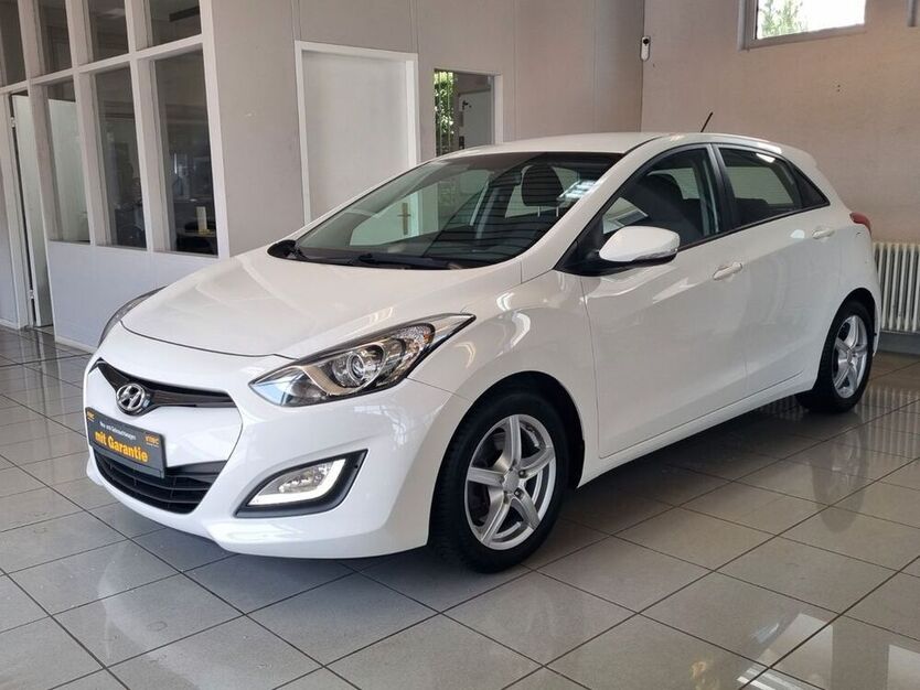 i30