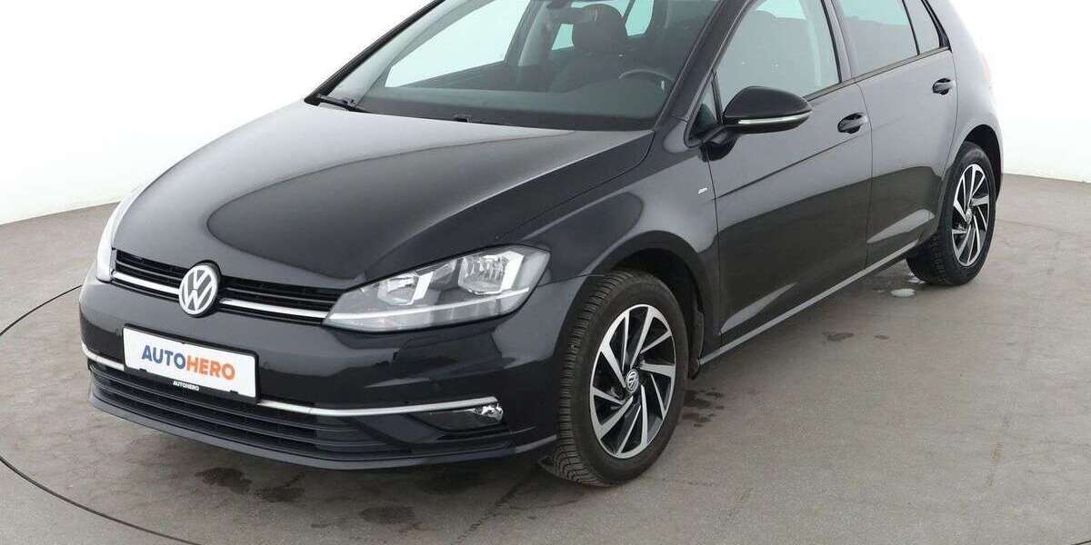 VW Golf 112.972 km 12.330 &euro; Neufahrn 85375